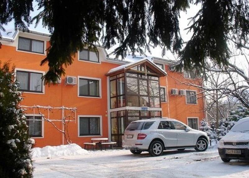 Hotel Cardinal Satu Mare Exterior photo